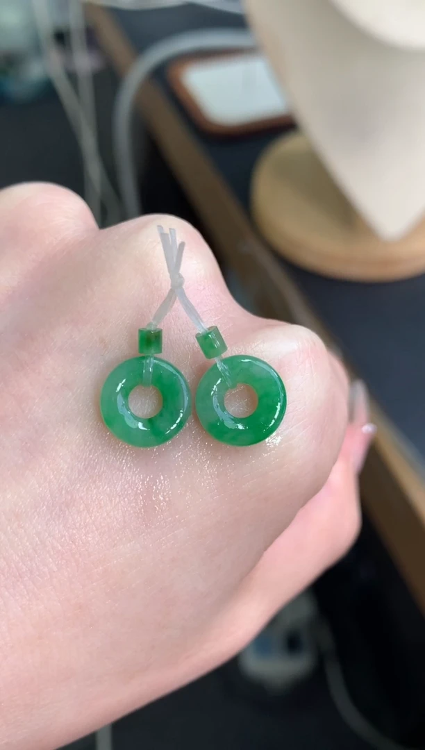 未镶嵌定制翡翠甜甜圈