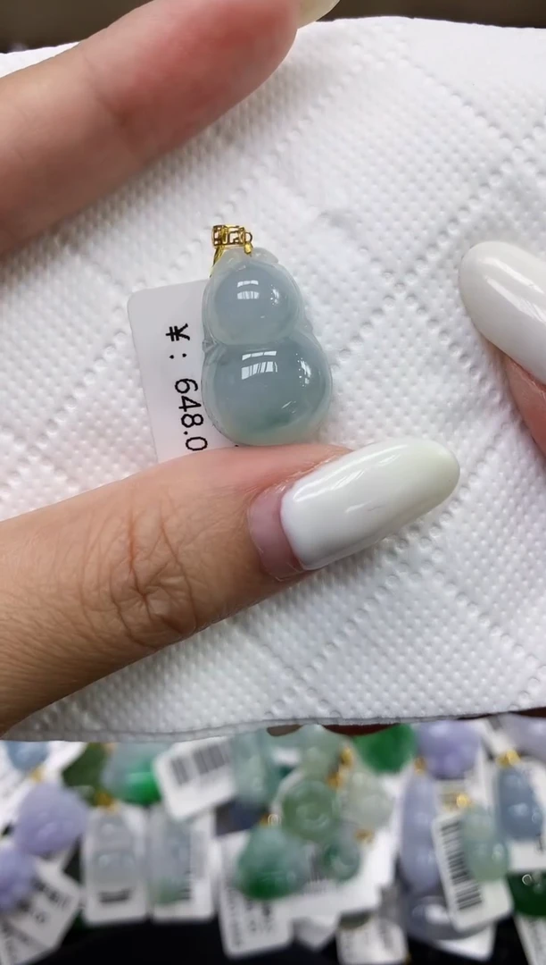 颈饰18K金镶嵌翡翠11111111111