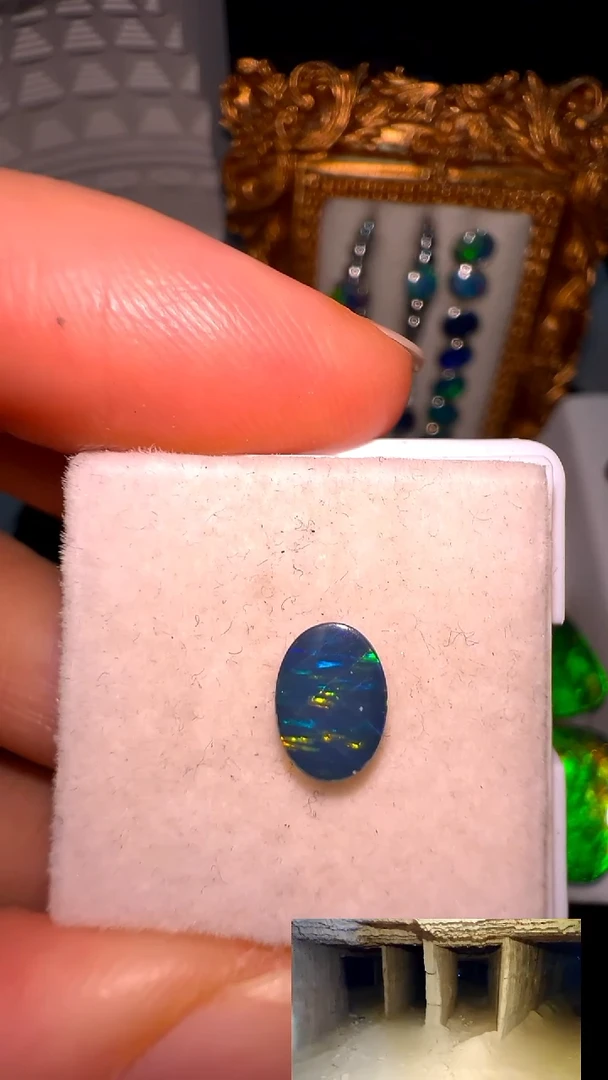 嘻*【小元特选】双层澳宝   5*7     mm  有生长纹