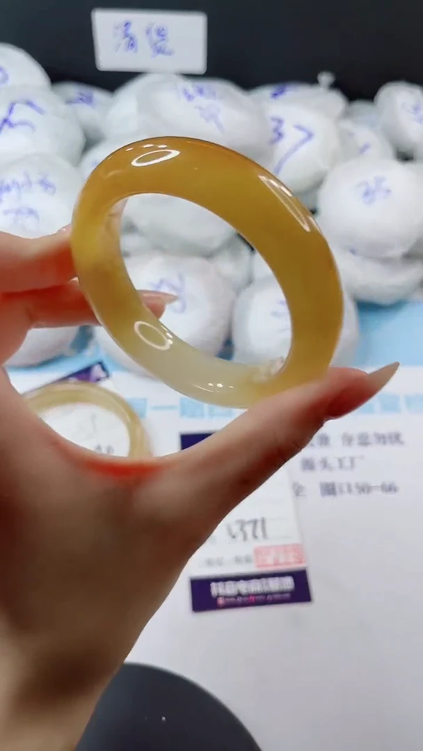 未镶嵌手镯石英质玉多样性发货V371