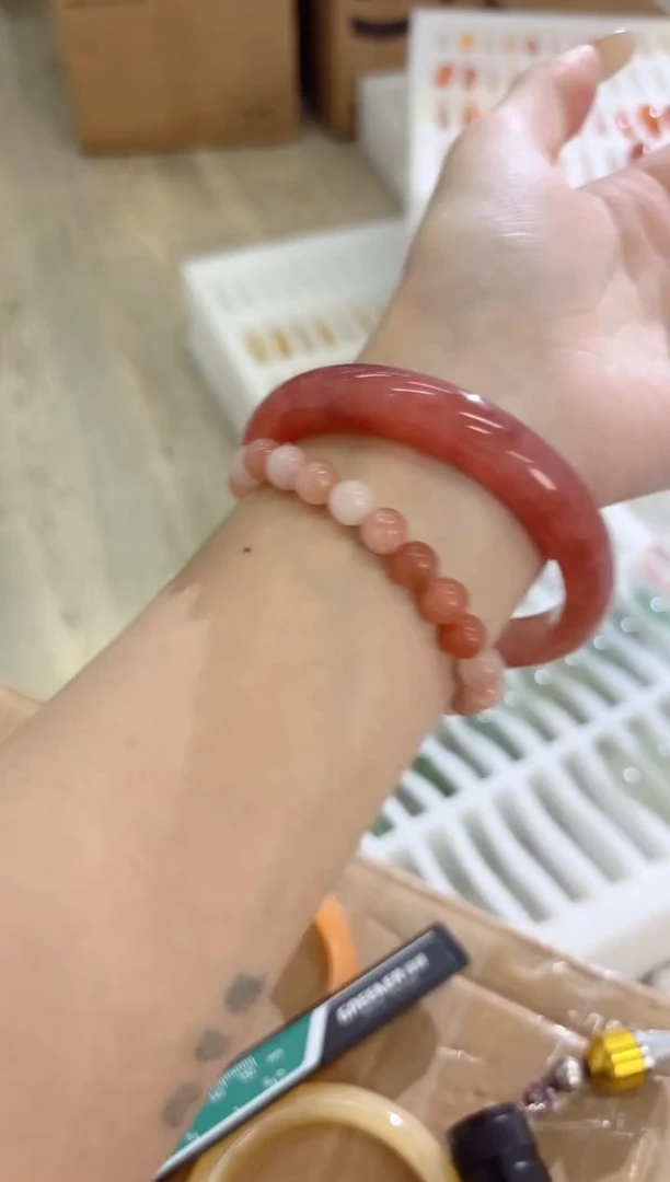 未镶嵌手镯石英质玉161-62HO