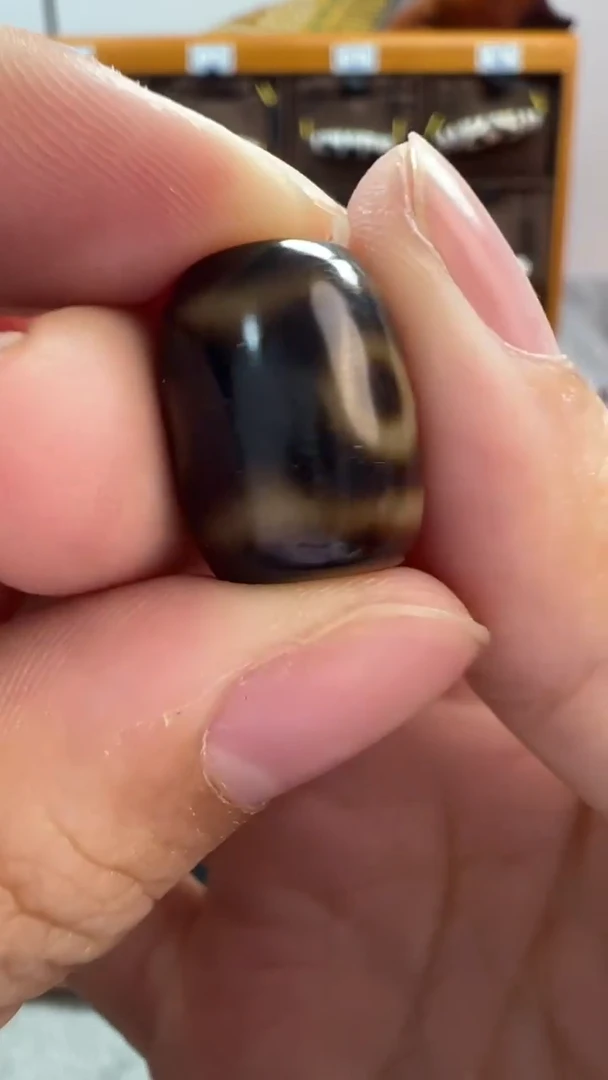 玛瑙/玉髓（覆膜）颈饰未镶嵌37.（微瑕随机发货）