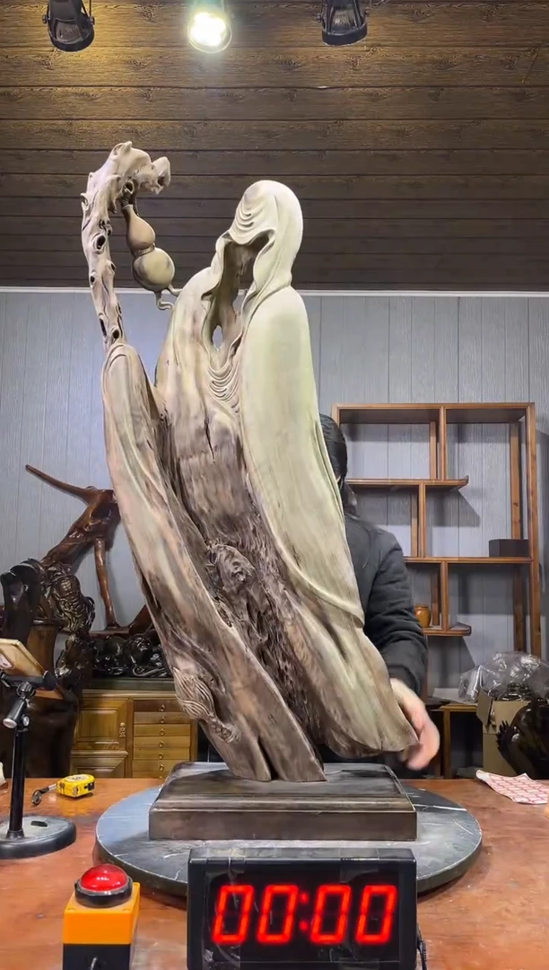 金丝楠秋*阴沉木无面佛摆件