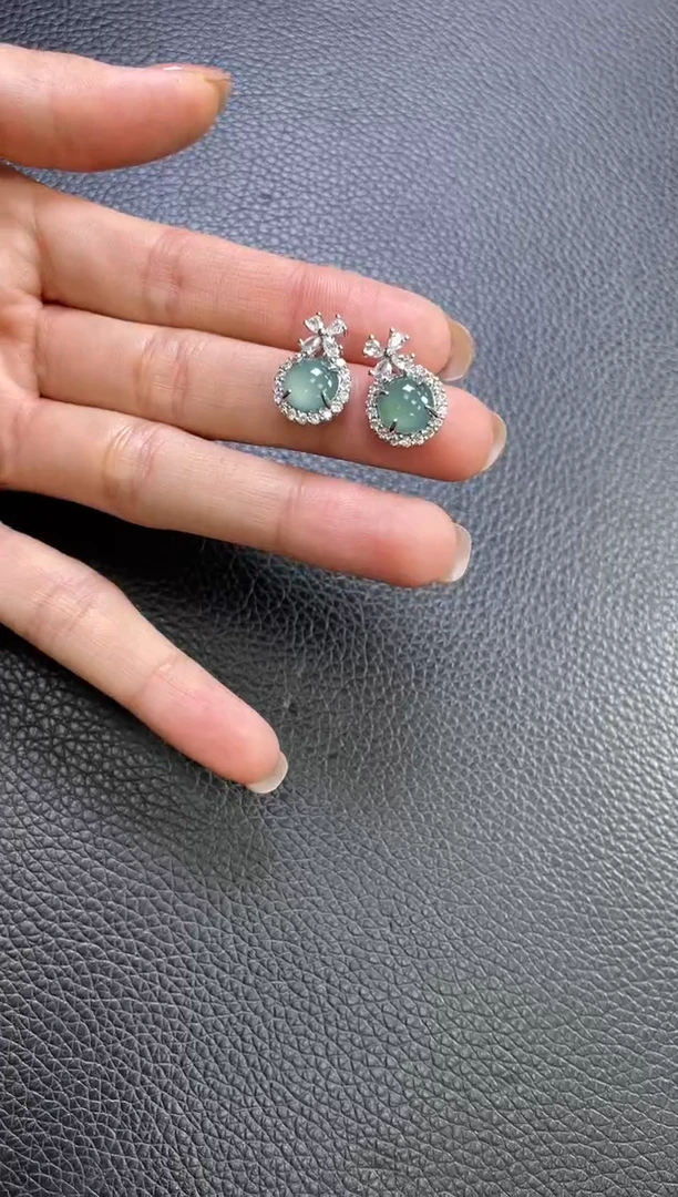【闪购商品】翡翠挂件合金耳钉一对