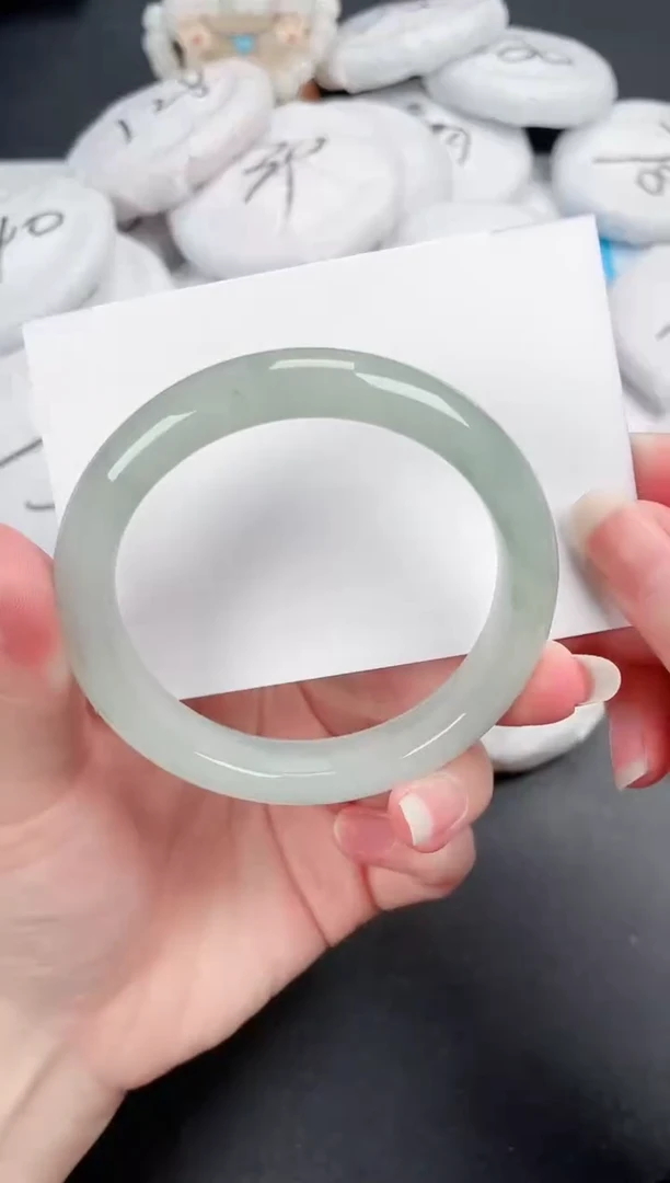 石英质玉手镯未镶嵌194-60