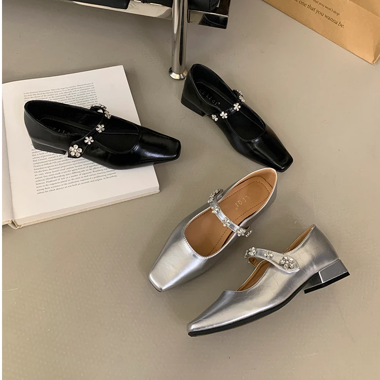 法式小香风方头低跟玛丽珍鞋女2025春季新款温柔晚风百搭浅口单鞋