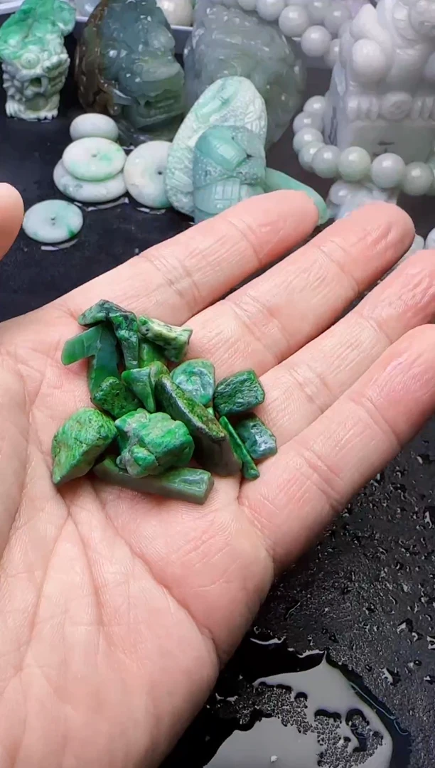 颈饰未镶嵌翡翠086