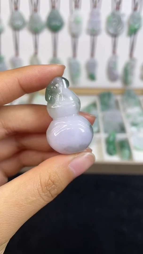 颈饰未镶嵌翡翠1