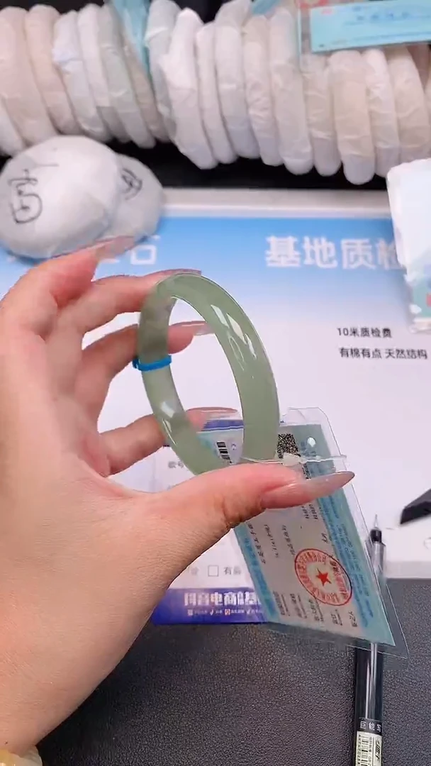 未镶嵌手镯石英质玉18T120-58