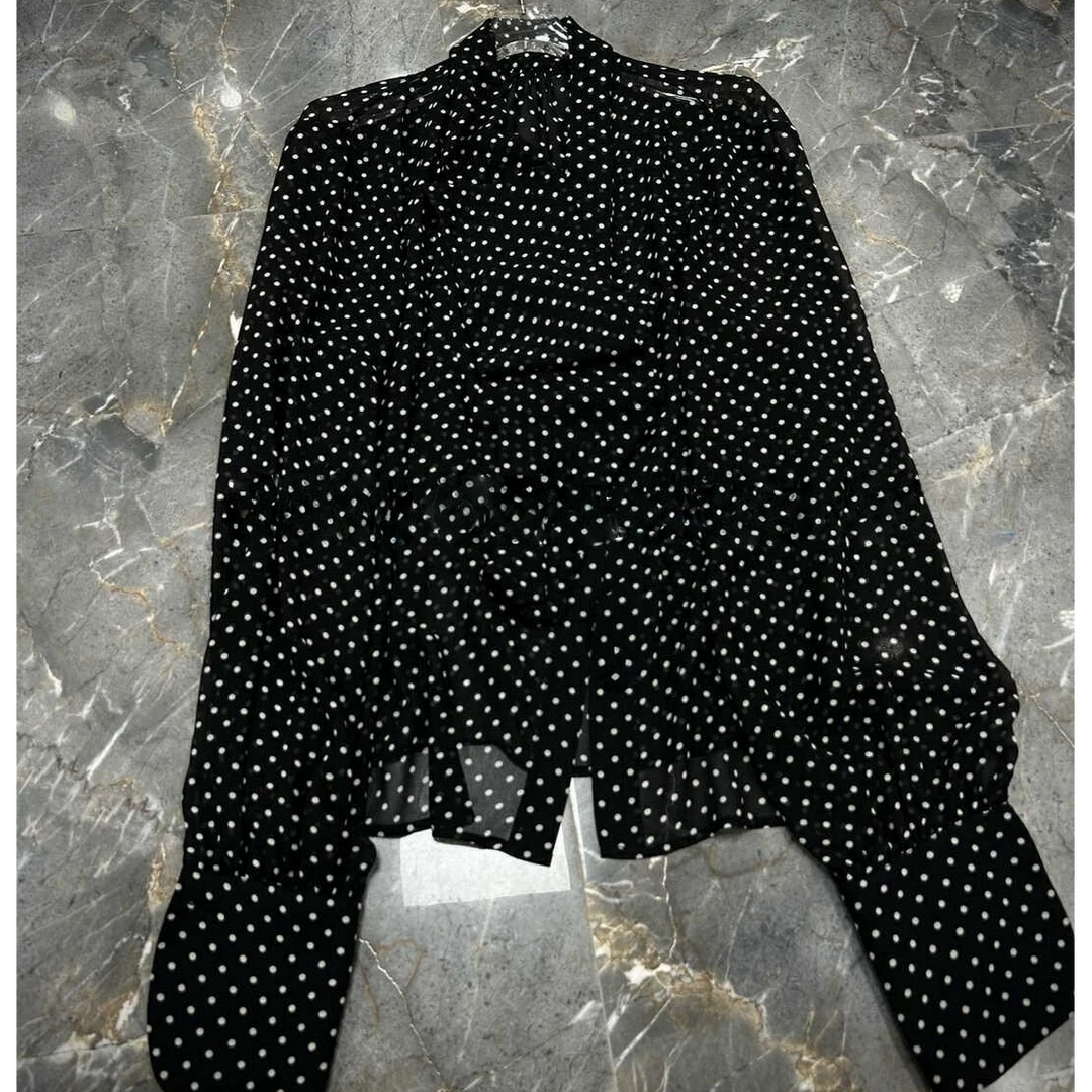 [慢慢壹店]2025新款法式优雅气质设计感小众宽松波点衬衫女8159