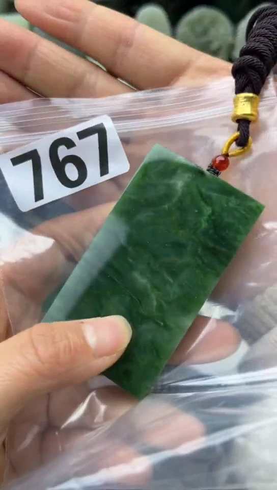 未镶嵌和田玉珠宝半成品牌子