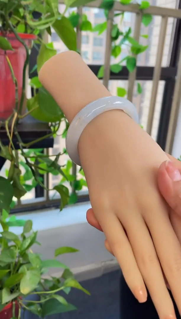 翡翠手镯未镶嵌011手镯57.4