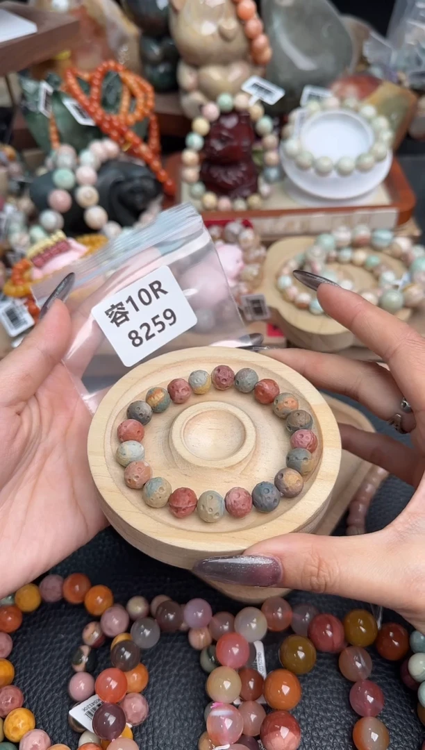 【闪购商品】石英质玉手链未镶嵌8259
