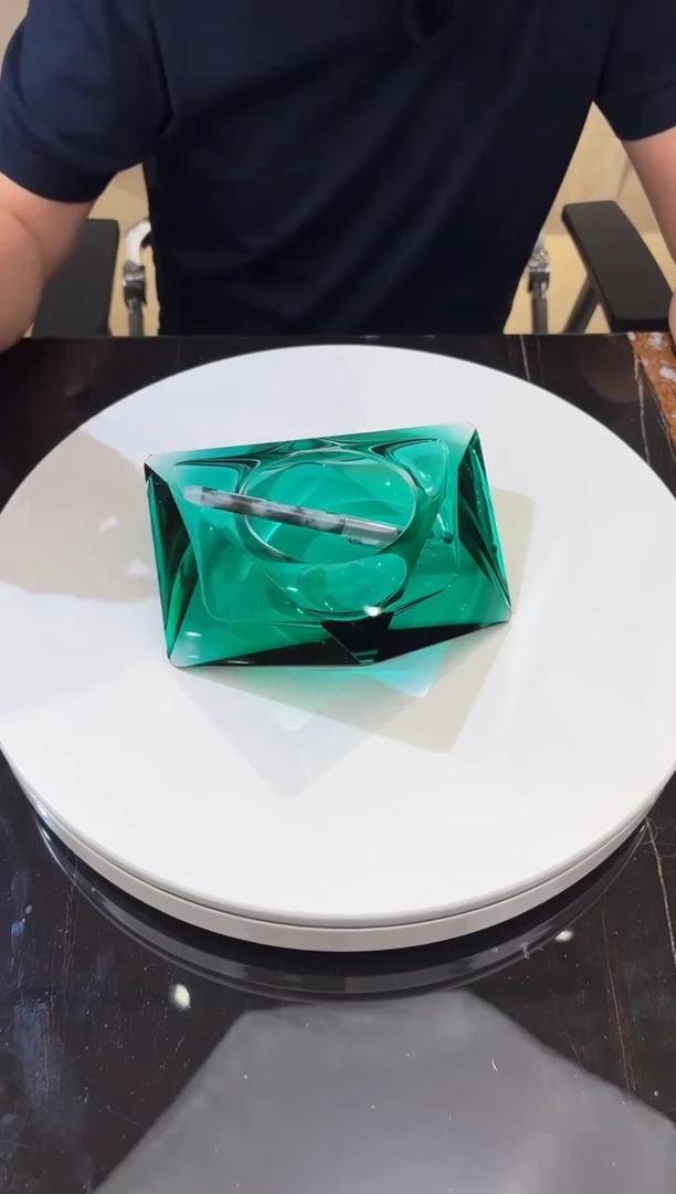 摆件湖水绿色满色烟灰缸