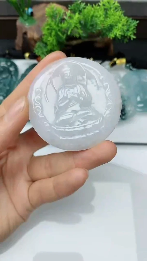 【闪购商品】翡翠颈饰未镶嵌