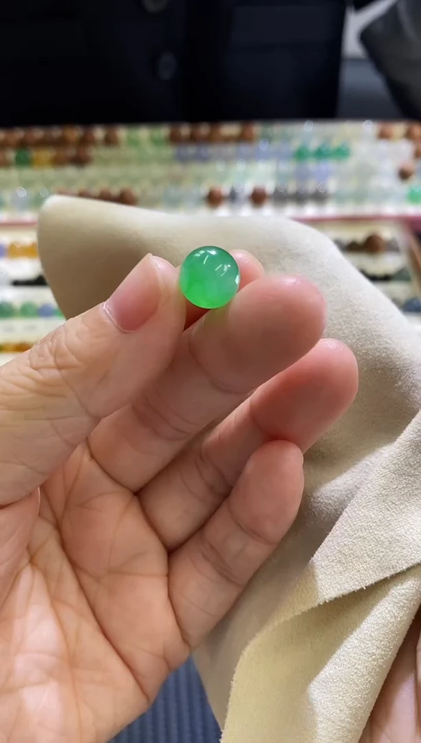 未镶嵌挂件翡翠珠子