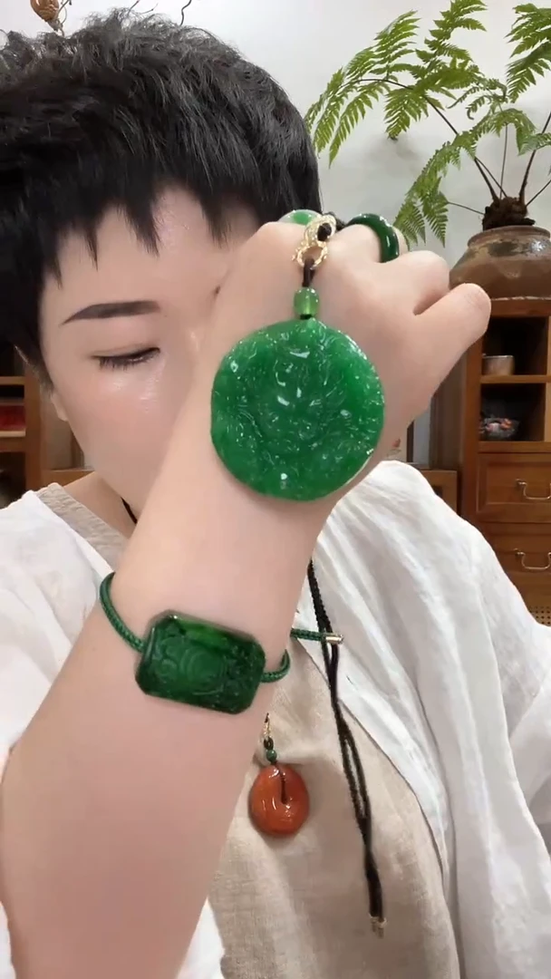 翡翠合金吊坠(赠链)621