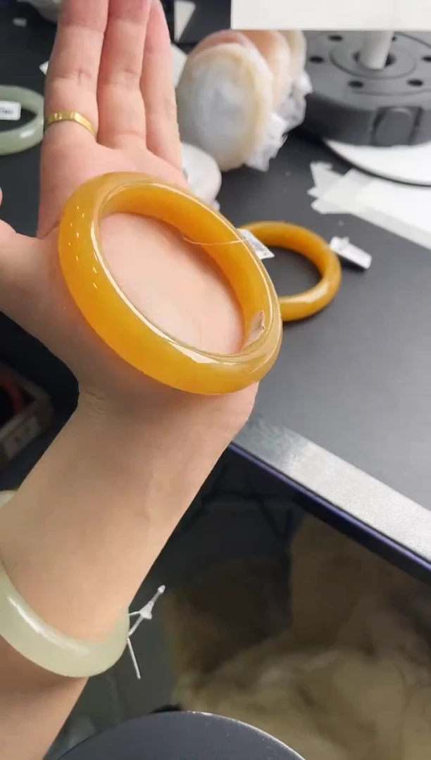 未镶嵌手镯石英质玉j120-HB58+