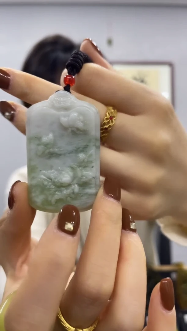 未镶嵌岫玉吊坠·