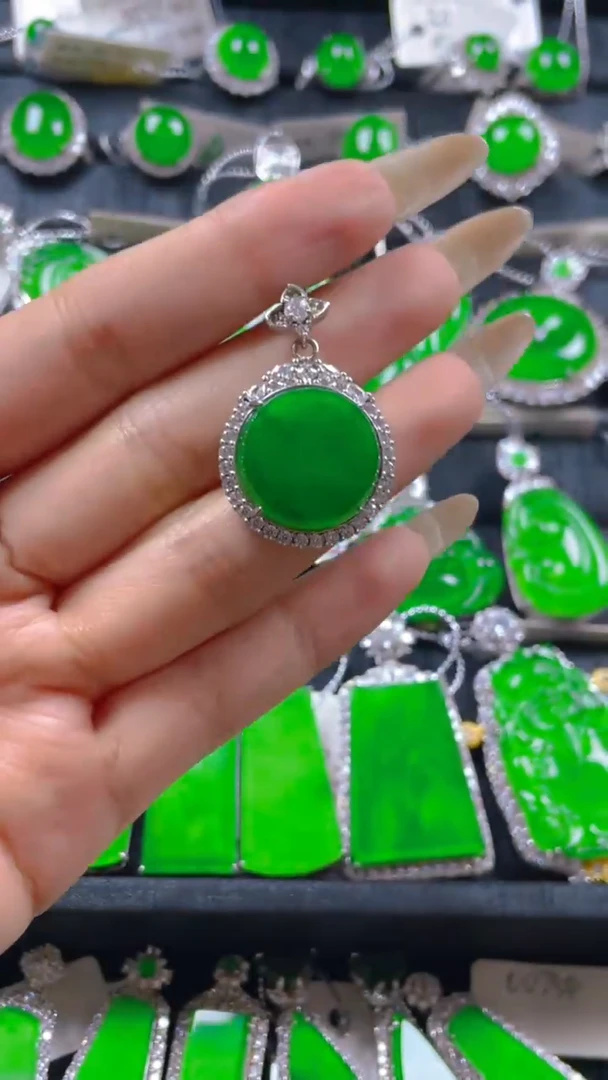 颈饰银S925镶嵌翡翠11
