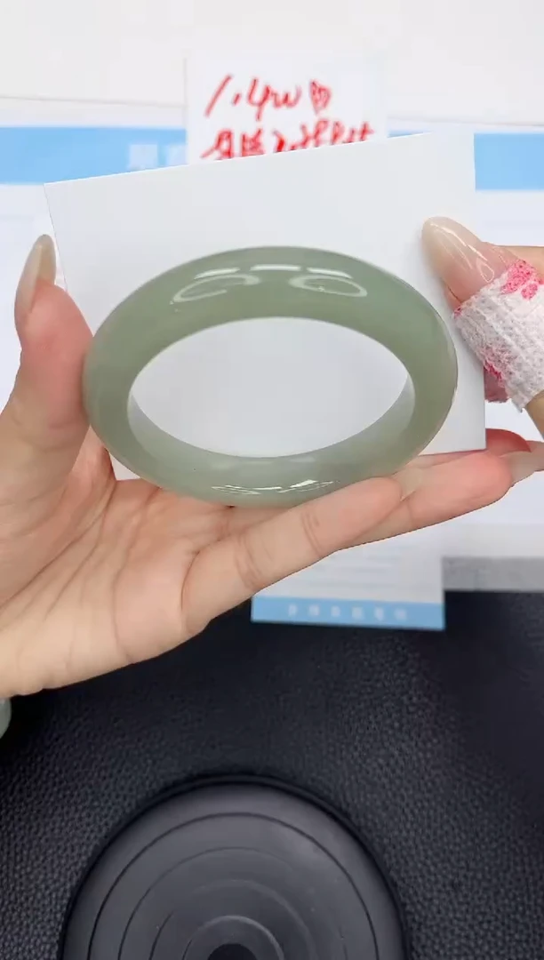 石英质玉手镯未镶嵌147-56.2