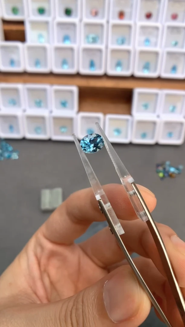 未镶嵌裸石定制海蓝宝石1.46ct 超圣