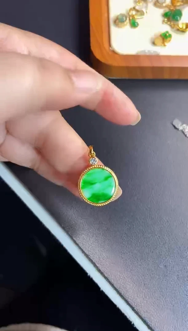 吊坠(不含链)银S925镶嵌翡翠筱*?1