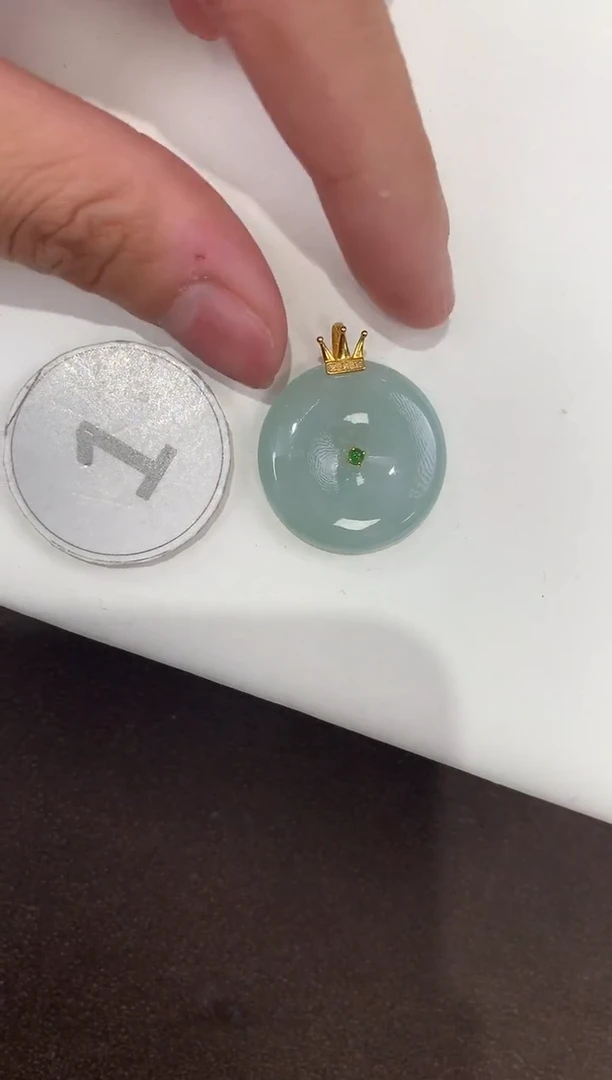 颈饰18K金镶嵌翡翠天然缅甸A货翡翠