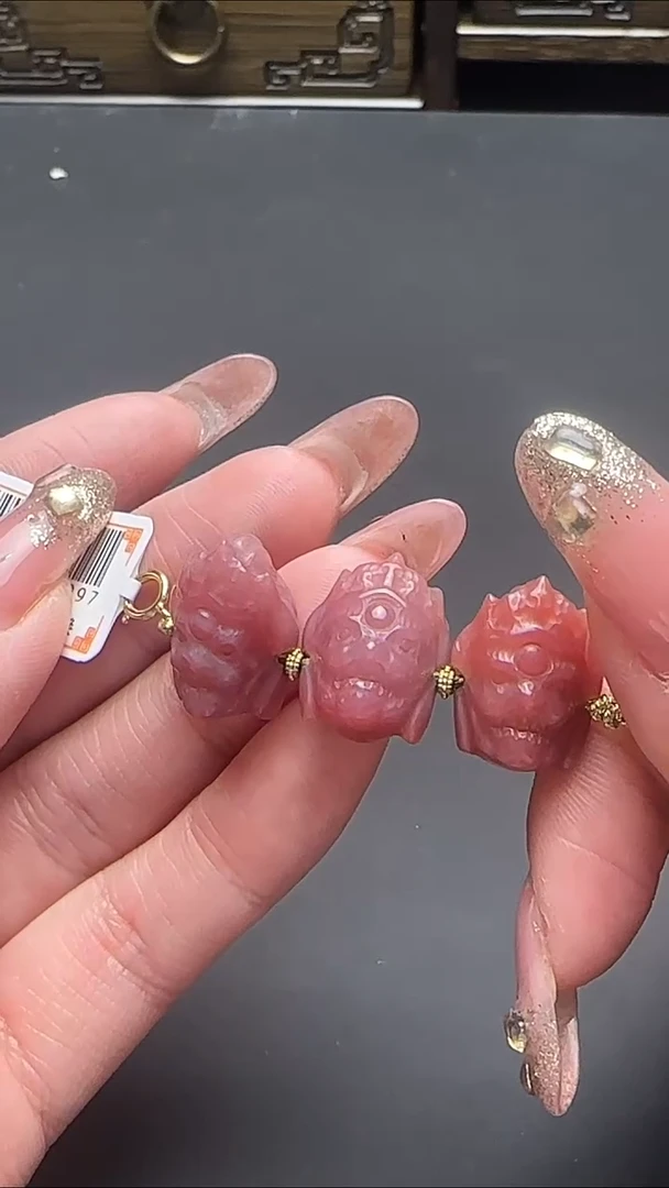 【闪购商品】玛瑙/玉髓颈饰未镶嵌大黑天颈饰