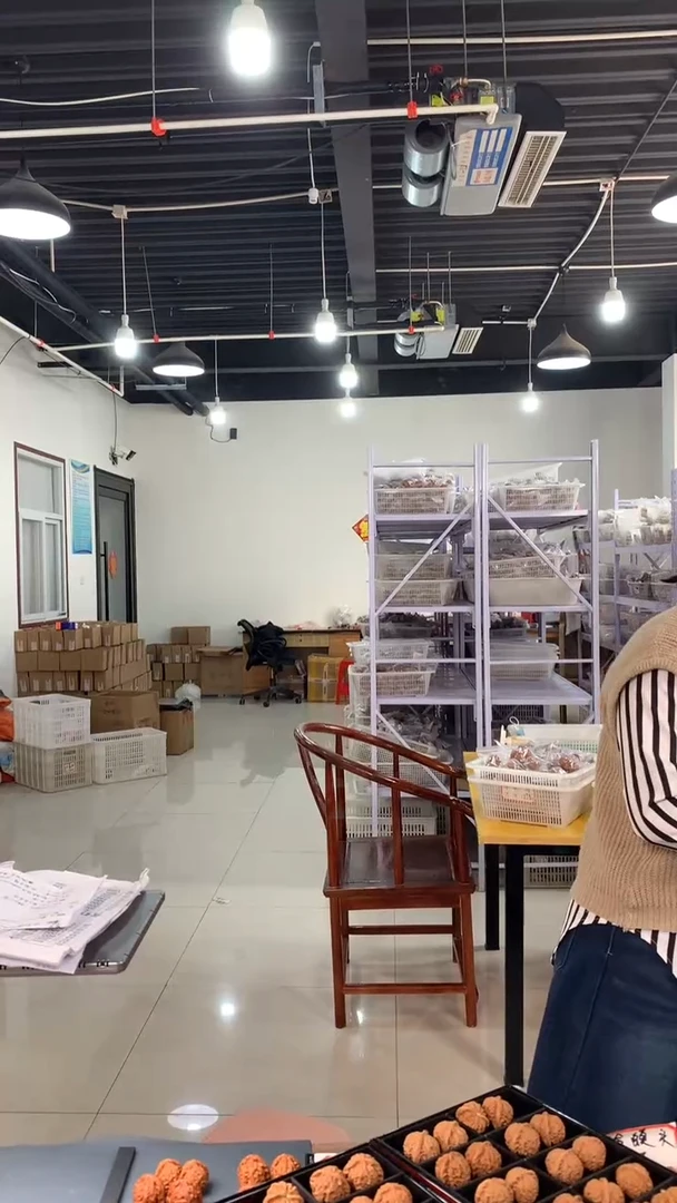 【闪购商品】文玩核桃把件宫灯40左右（已打底）好