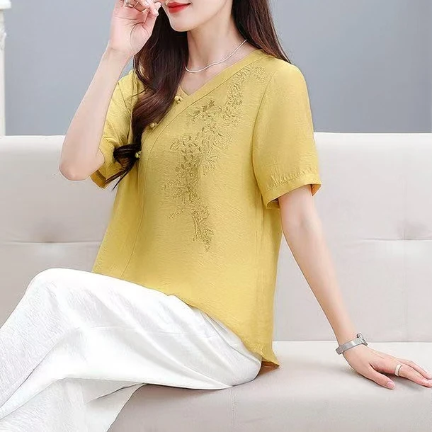 2025新款时尚洋气气质百搭刺绣v领短袖宽松显瘦减龄休闲纯色上衣