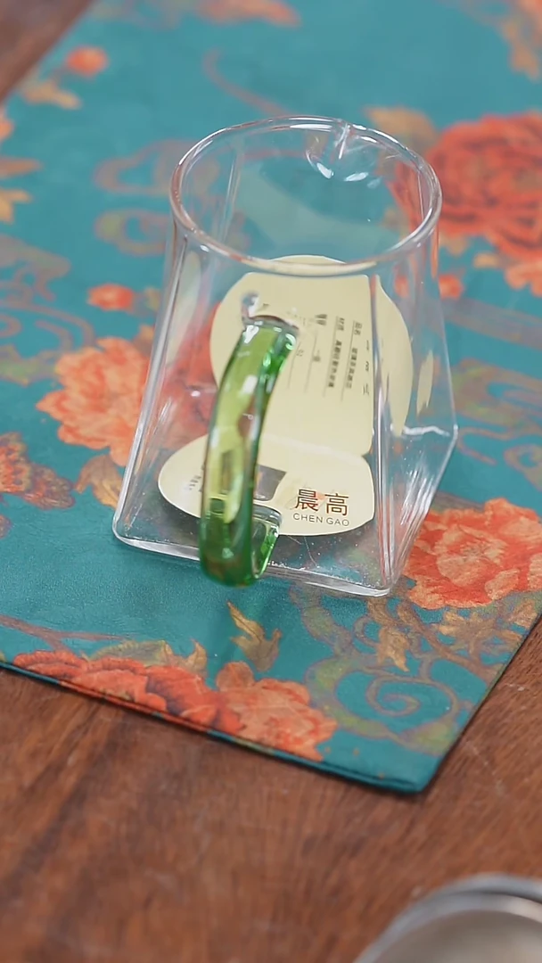 【闪购商品】方形绿把公杯.........