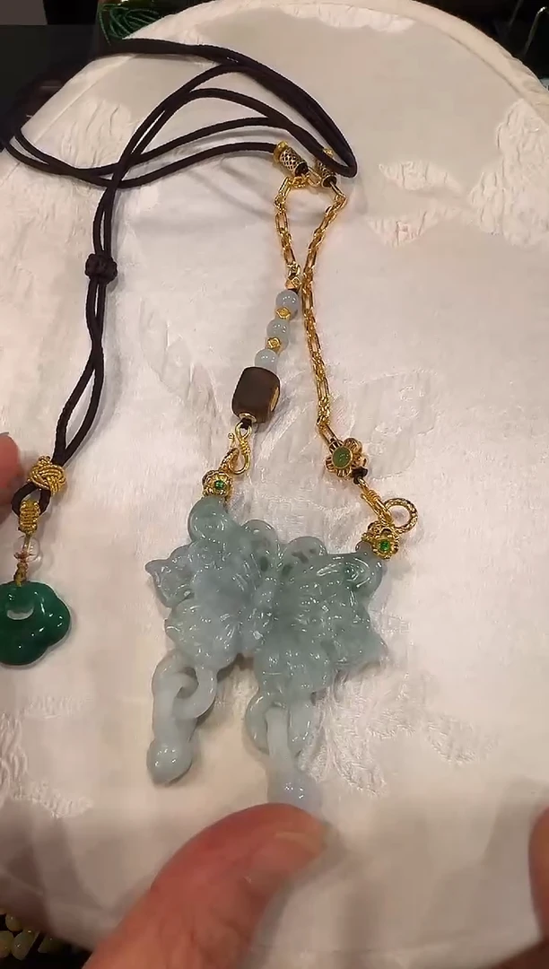 颈饰未镶嵌翡翠国风