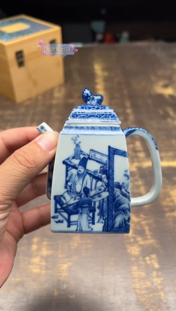 【闪购商品】/知竹山房松果顶摘韩熙载夜宴图四方壶