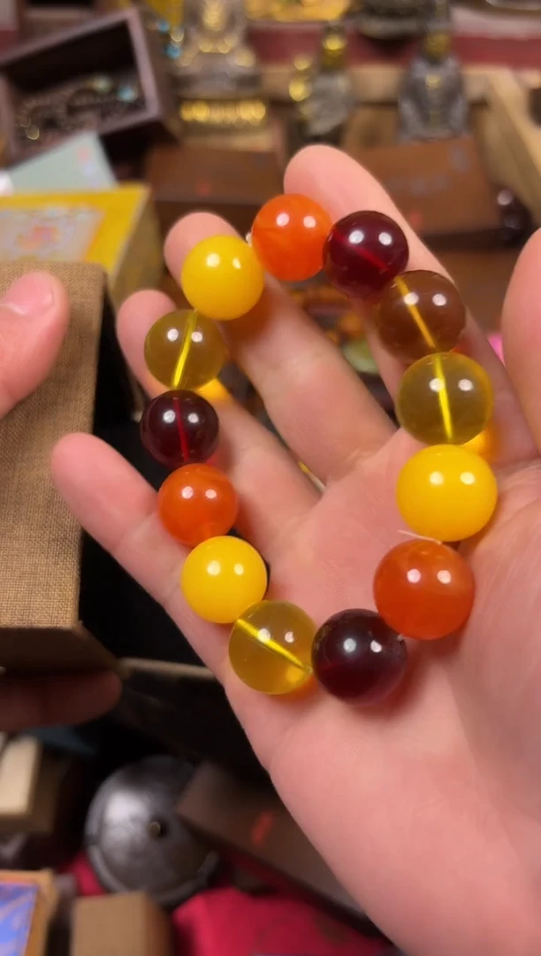 【闪购商品】蜜蜡耳饰未镶嵌------------------