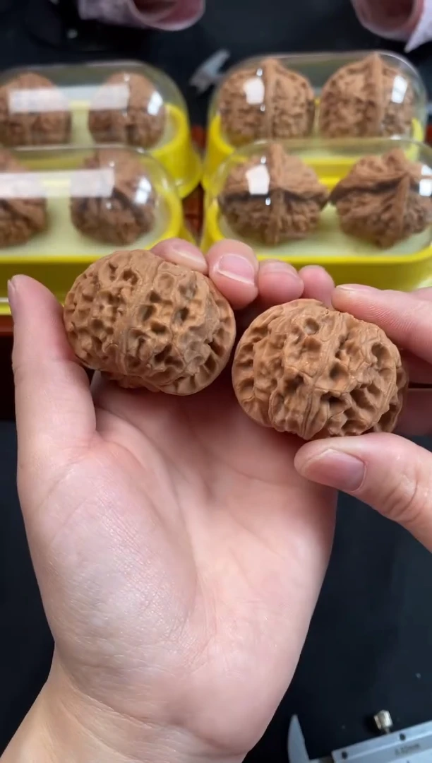 把件文玩核桃苹果园43尺Q738