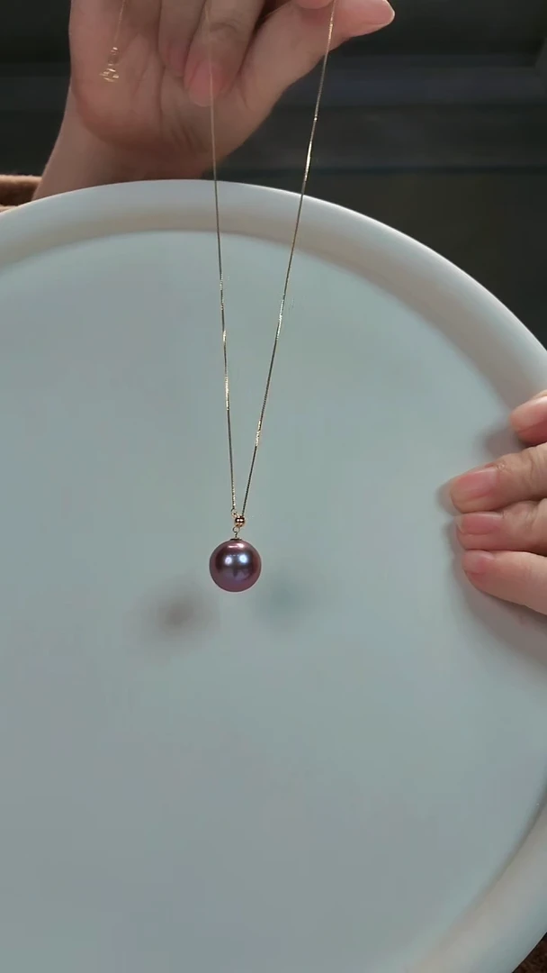 【闪购商品】淡水珍珠颈饰18K金镶嵌爱迪生紫色龙珠吊坠项链