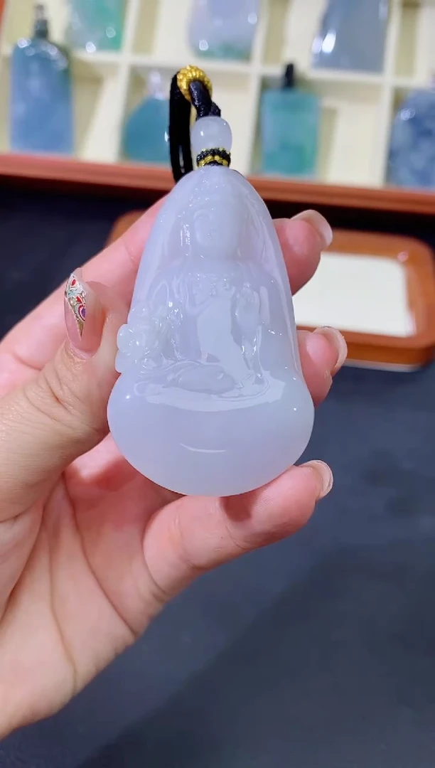 颈饰未镶嵌翡翠缅甸天然翡翠