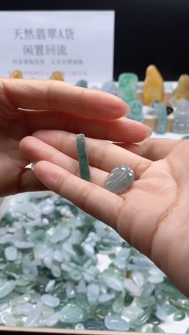 翡翠未镶嵌颈饰吊坠7