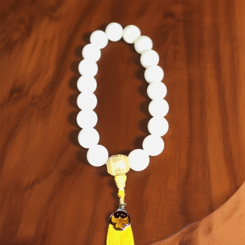 抖音质检先鉴后发出具证书天然和田玉白玉八骏图四斤多+手持念珠