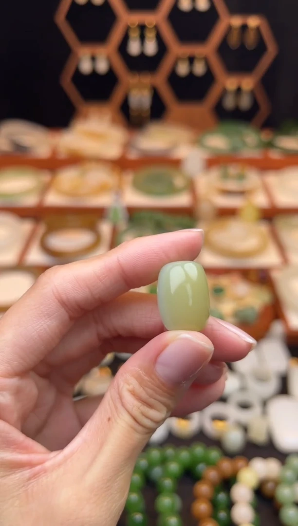 未镶嵌和田玉挂件福利配件