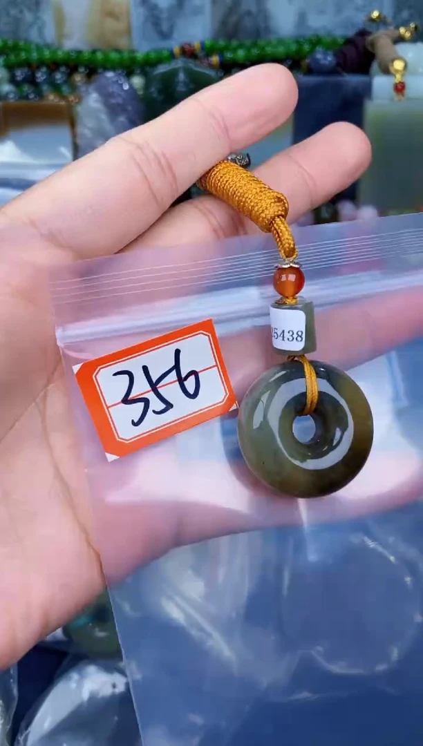 颈饰未镶嵌和田玉和田玉