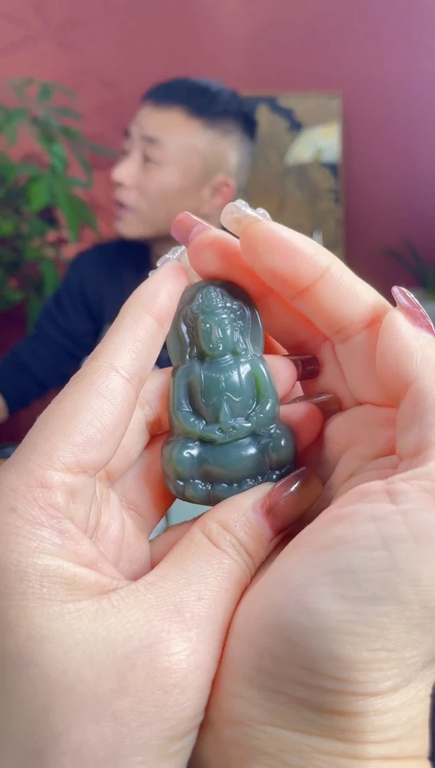 未镶嵌和田玉挂件观音