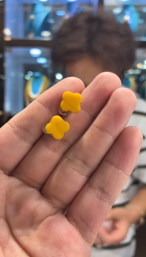 蜜蜡银S925镶嵌耳钉噶玛珠宝同款精选发其一