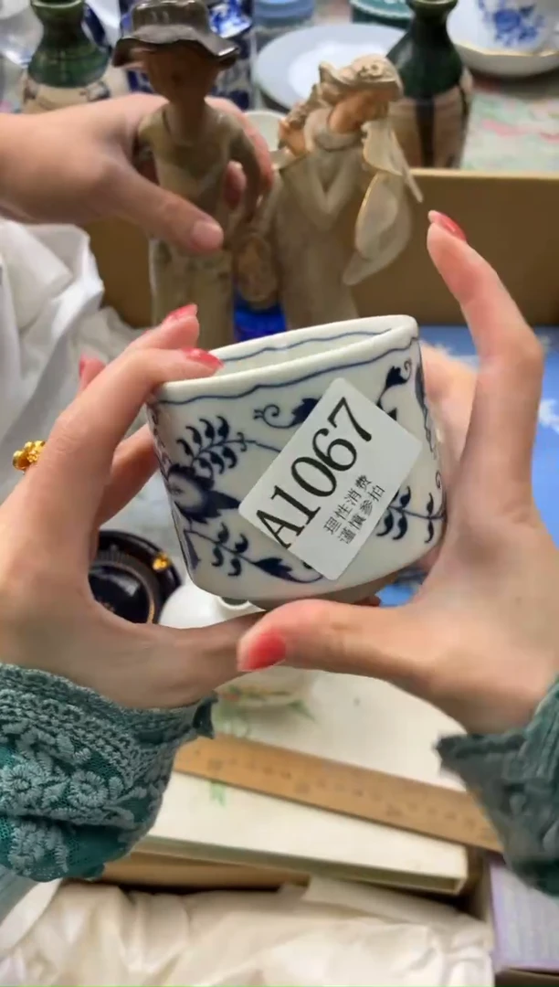 瓷片怎****雨      A1067