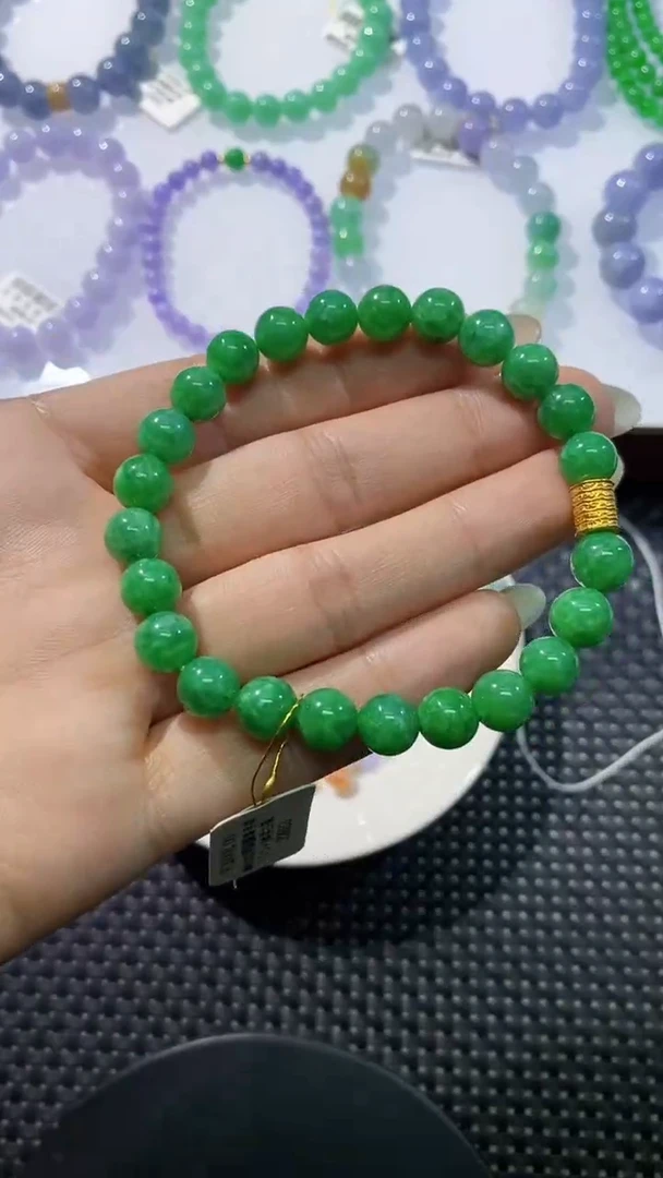 散珠翡翠卡8左右绿手串