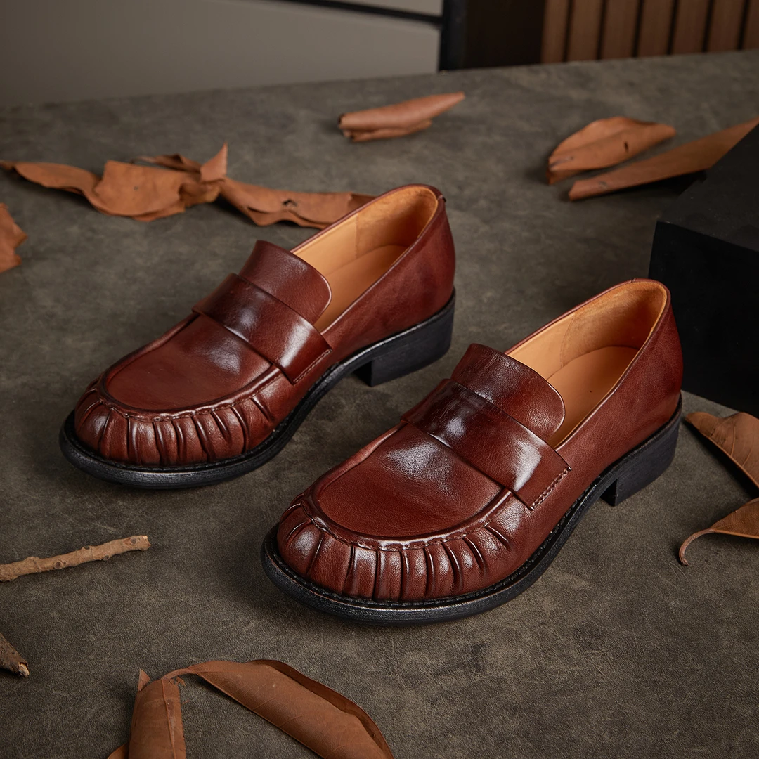 【钦锘轻奢】水洗马皮圆头乐福鞋手工捏皱一脚蹬复古软底皮鞋H6130