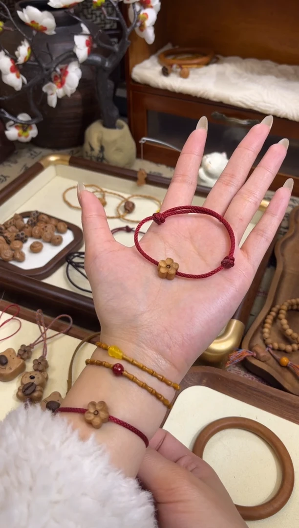 手串桃核【桃缘行】红绳「小花」桃木桃核辟、挡、驱、护 红绳可调节
