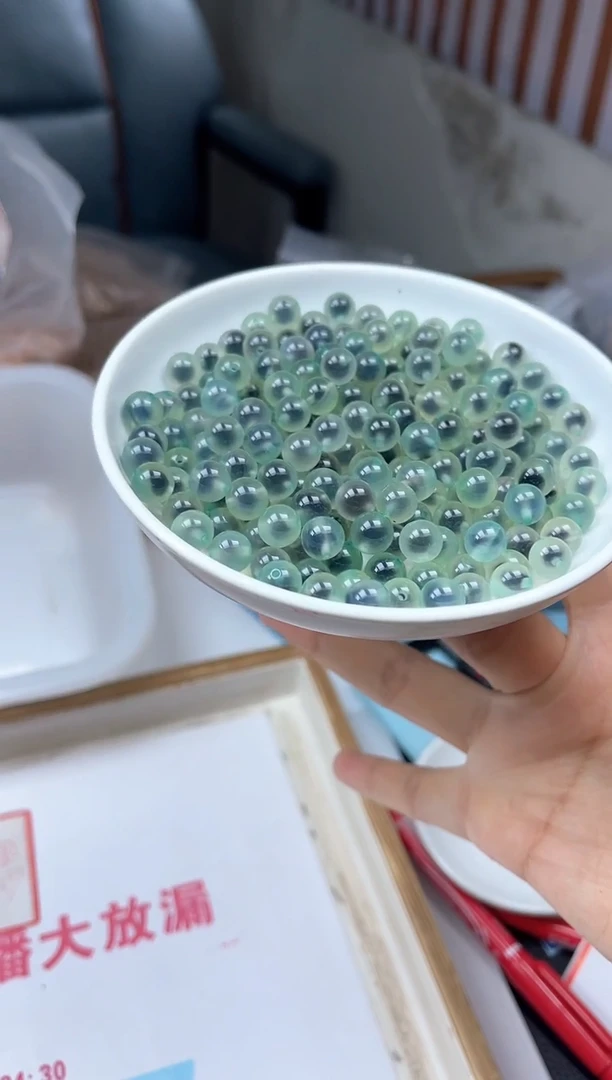 玛瑙/玉髓散珠未镶嵌A1505湖水绿糖心玛瑙8mm10颗9.9元