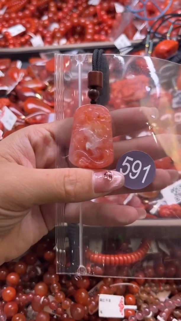 南红玛瑙未镶嵌珠宝奇石591